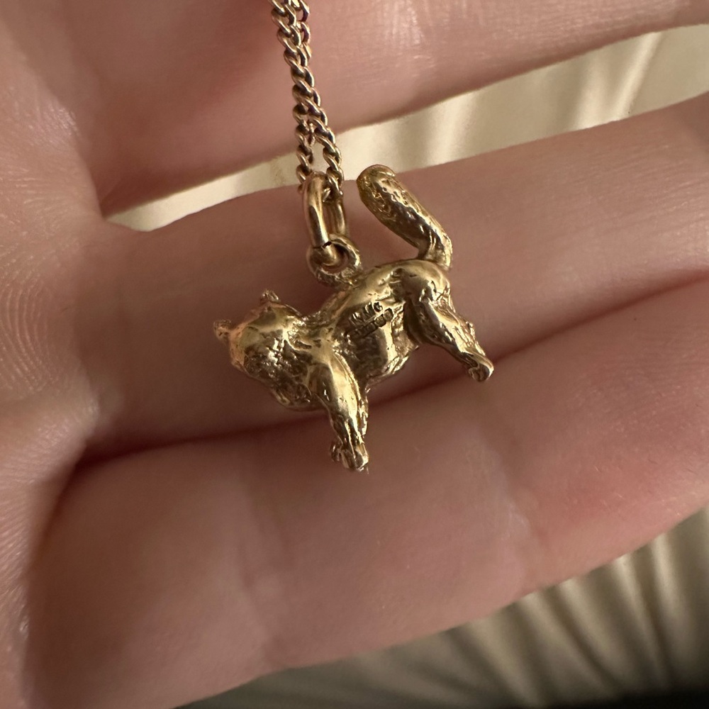 Solid Gold Cat Pendant - Picture 3 of 6